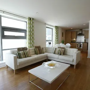 https://edinburgh-waterfront-apartments.edinburghhotelsuk.org